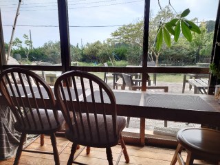 【maru cafe】風と波の音に聴きながら、心と体に優しい時間を過ごすカフェ