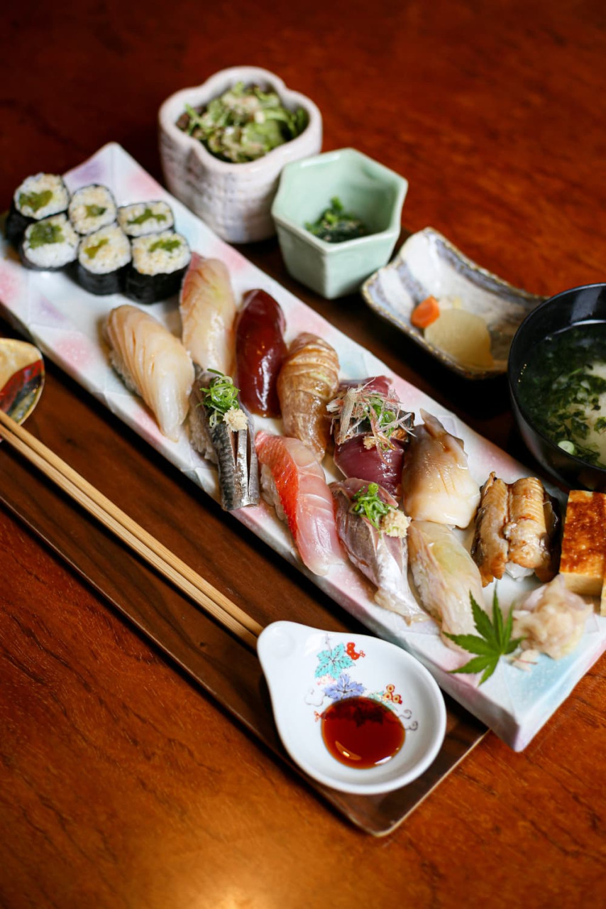伊豆といえば新鮮魚介！「食彩 久遠」でお寿司ランチ