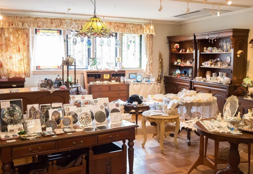 お土産探しも楽しい！限定グッズが揃うミュージアムショップ