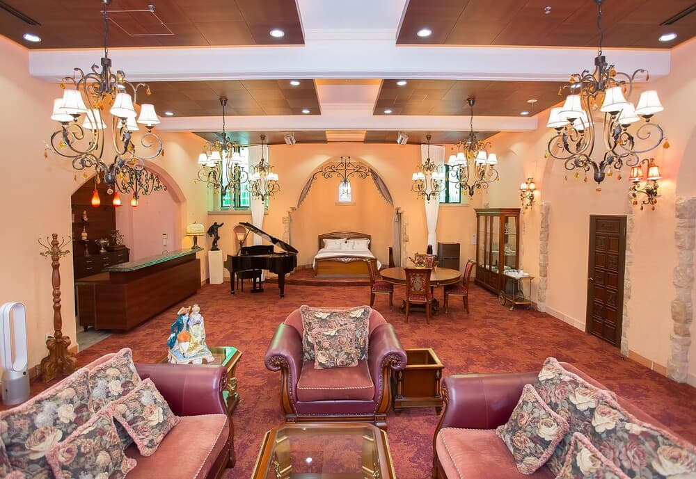 1日1組限定。「泊まれる美術館」で、特別な体験を