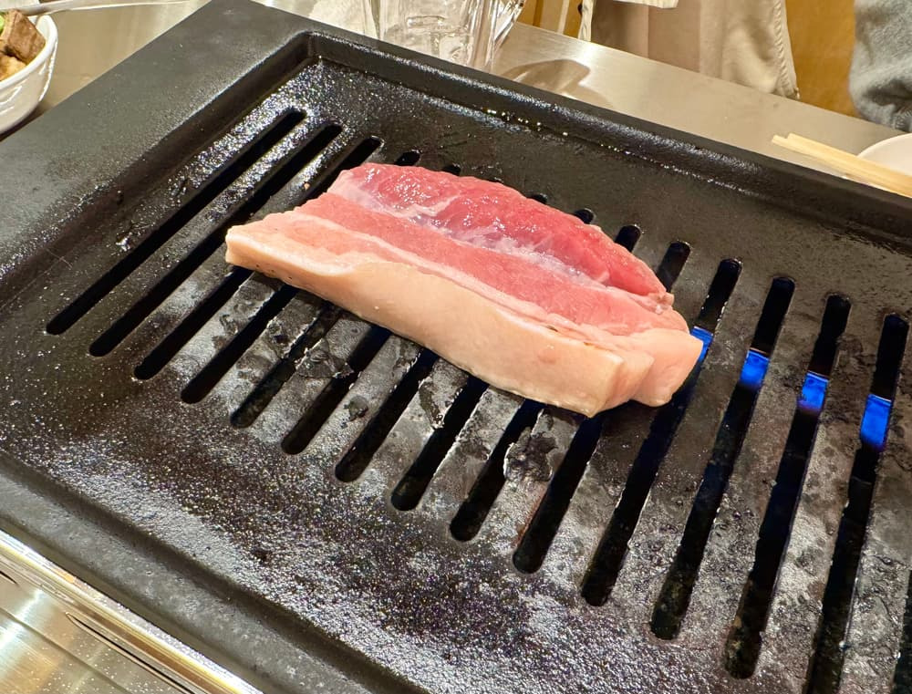 肉のうま味が広がる！サムギョプサル