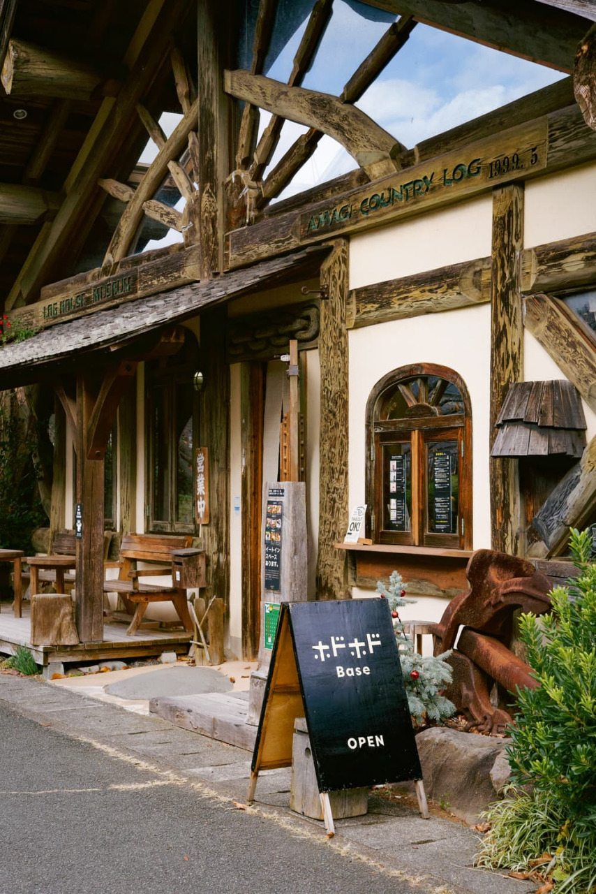 ヘルシーランチが美味しい「ホドホドBase」