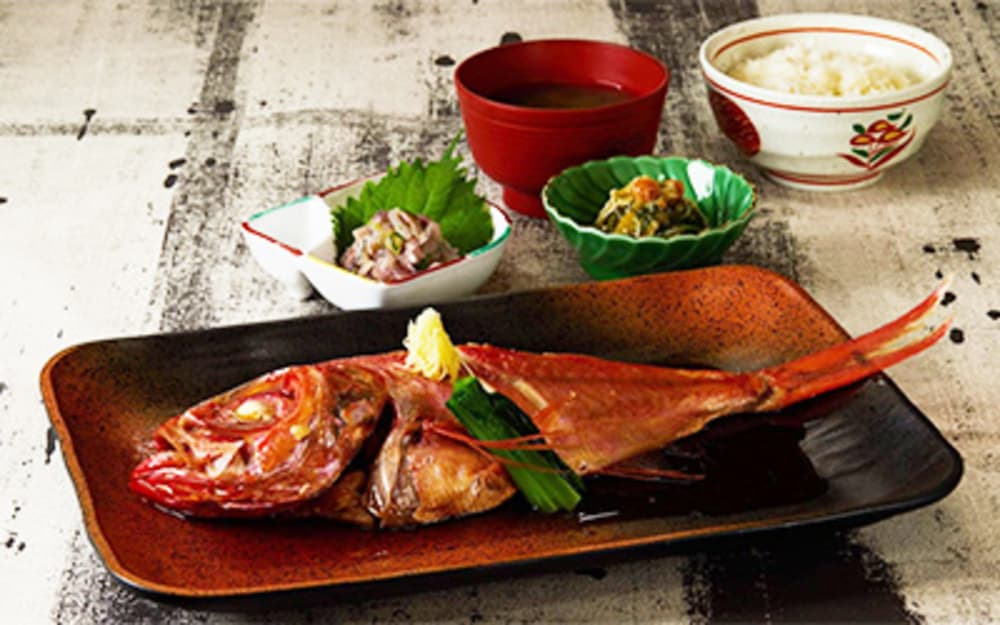 市場の食堂 金目亭