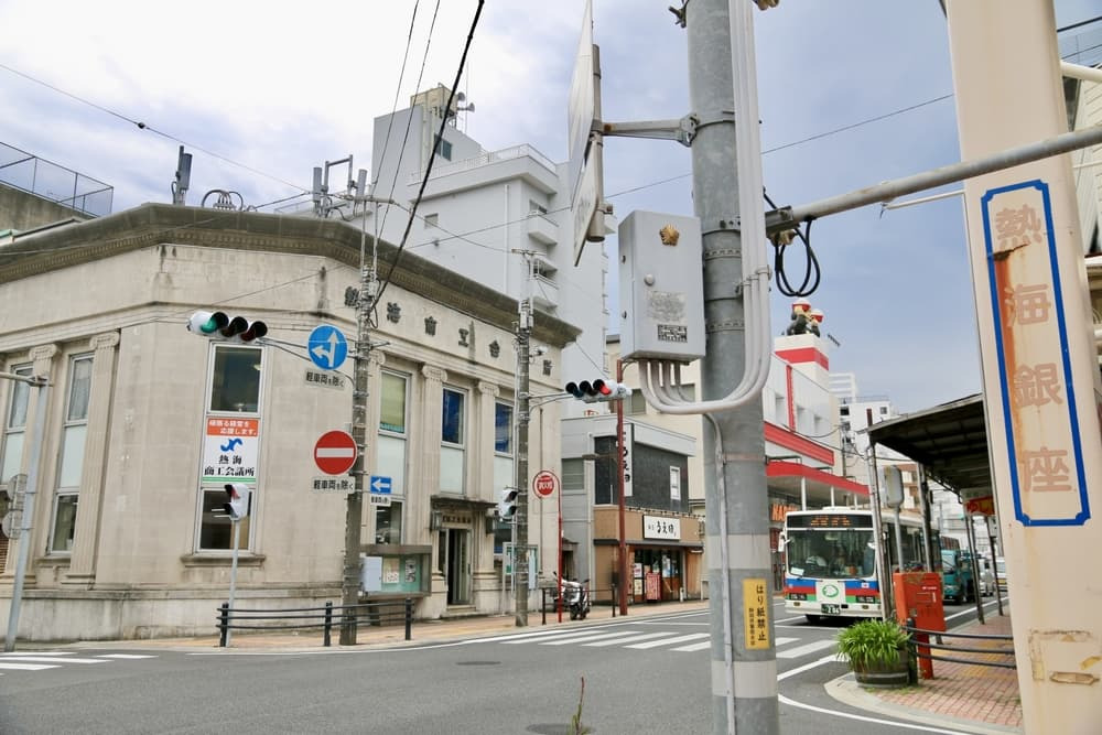 熱海銀座商店街とは？昭和レトロな雰囲気が魅力の観光ストリート
