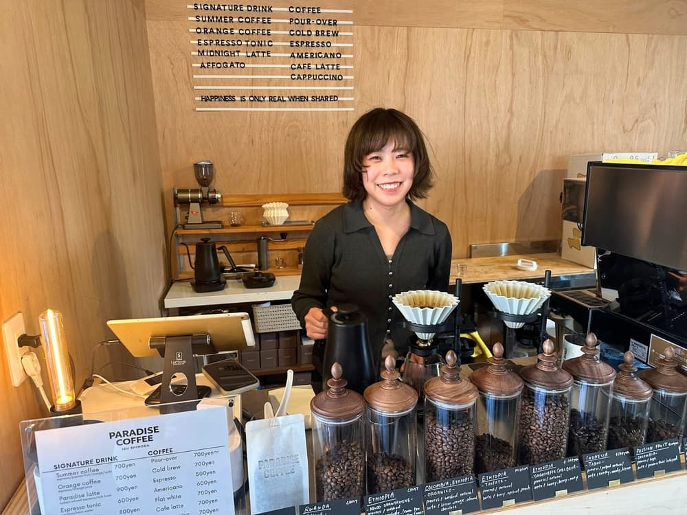 書道家でもあるバリスタが紡ぐ、美しい一杯
