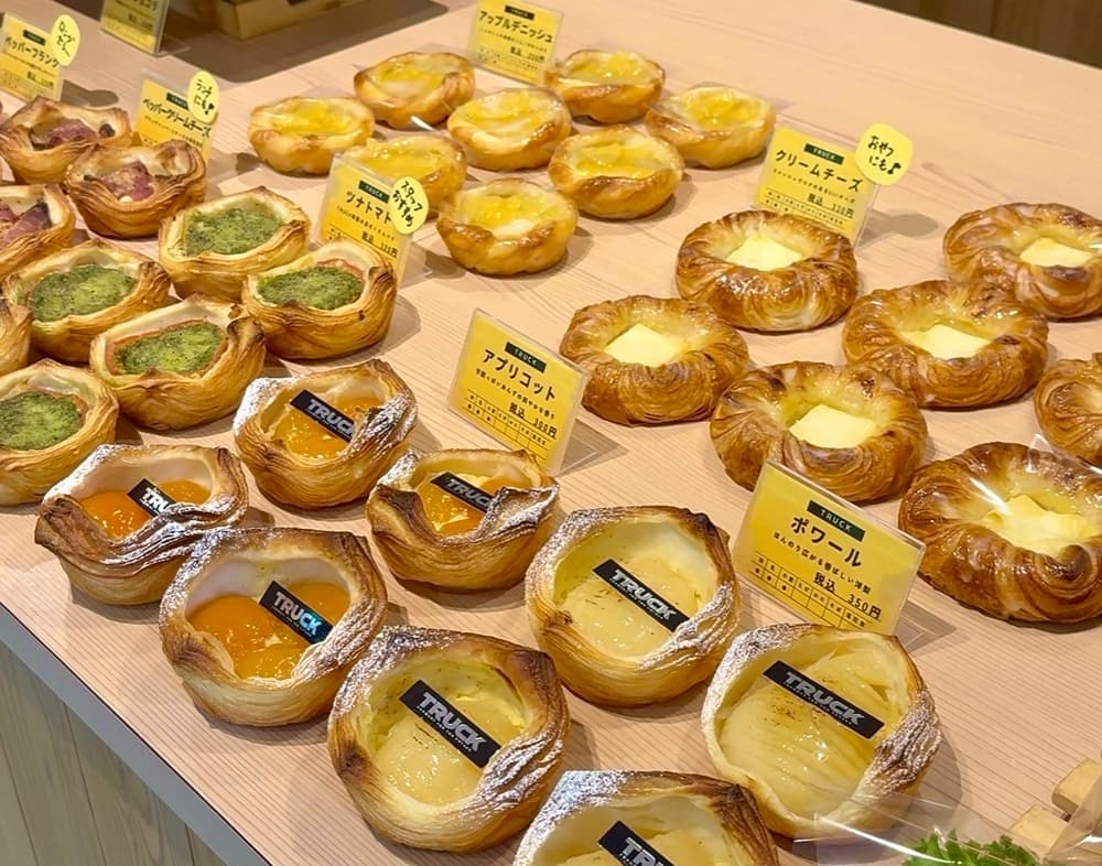 【三島・TRUCK】テレビでも紹介！伊豆への旅に立ち寄りたい人気ベーカリー＆カフェ