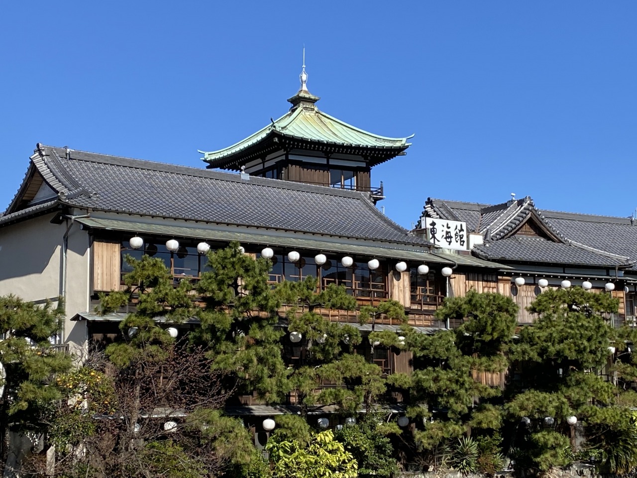 【伊東温泉観光・文化施設 東海館】昭和レトロな趣の旧老舗旅館で、日本の伝統美に触れる