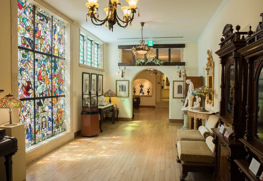 東伊豆・伊東】川奈ステンドグラス美術館 光と音の芸術に感動