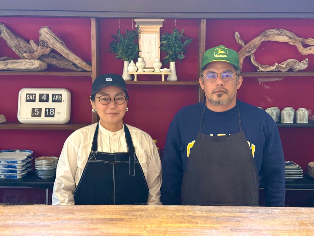 石垣干物製造　石垣さん夫婦