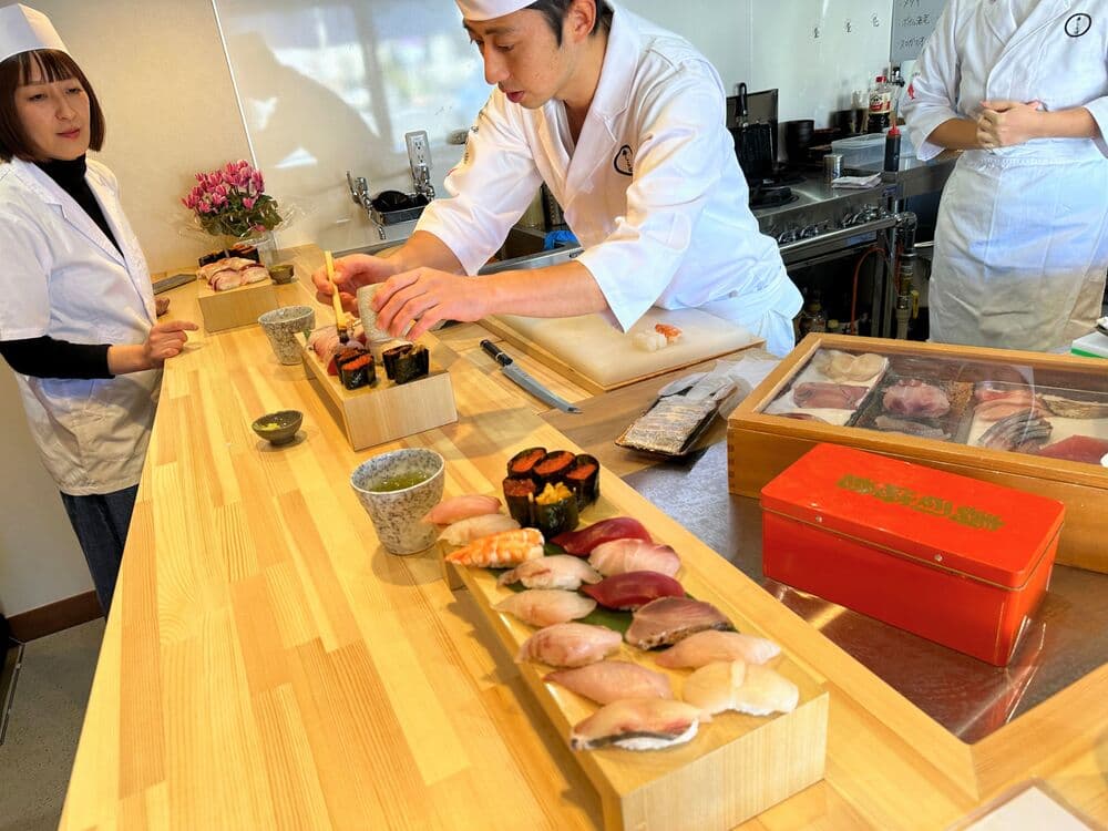 寿しらぼ三〇二 寿司にぎり体験会のようす