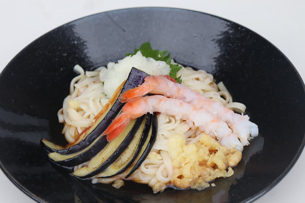 小室山　Kitchen・218　エビと揚げ茄子の梅おろしうどん