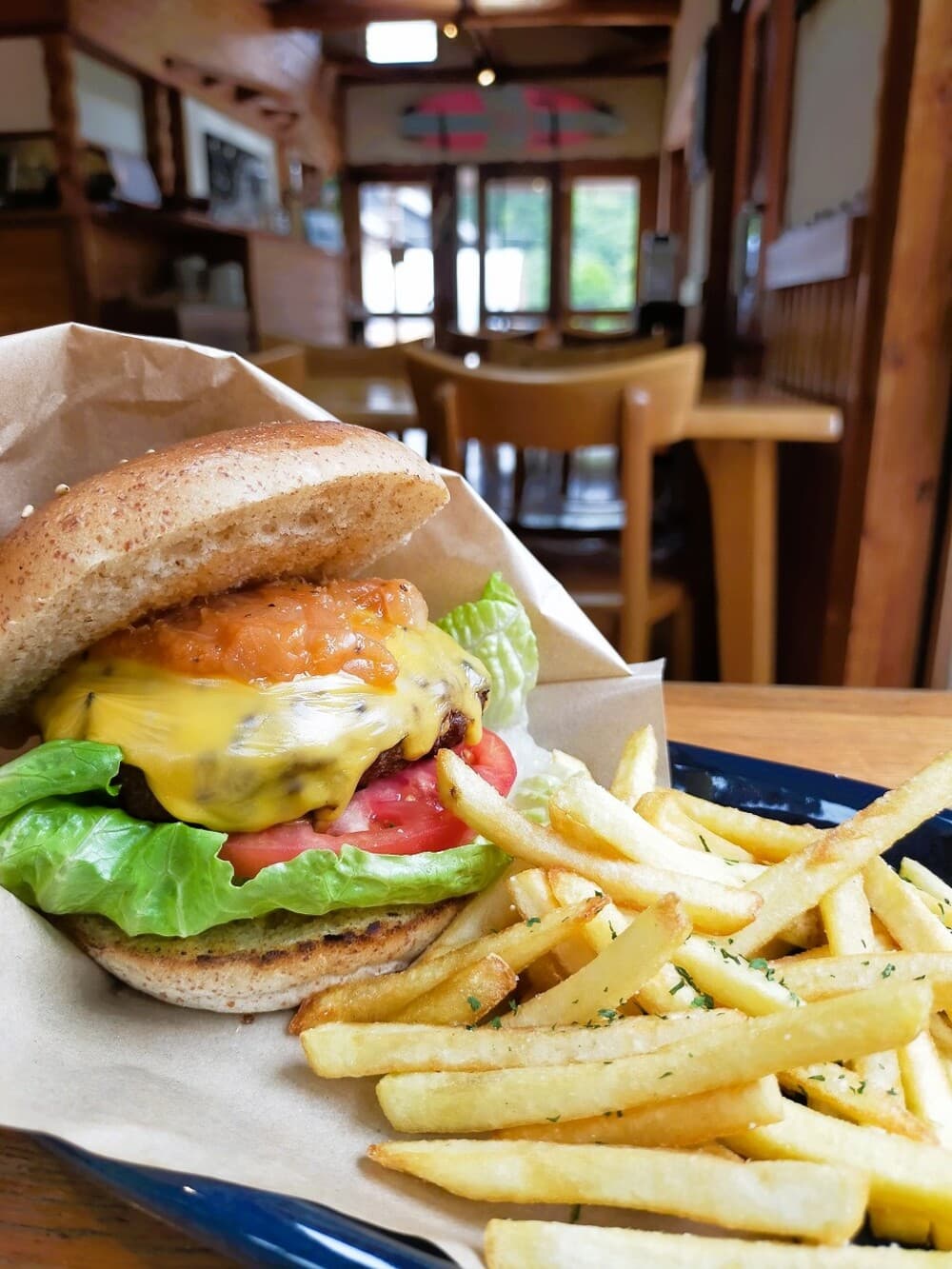 85cafe　ハンバーガー