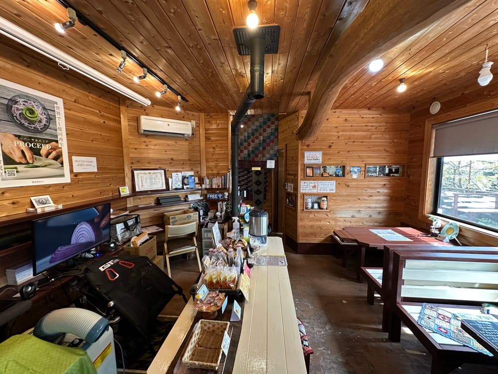 ティハール　店内