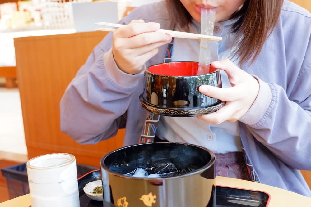 間瀬　熱海咲見町店「本格くずきり」