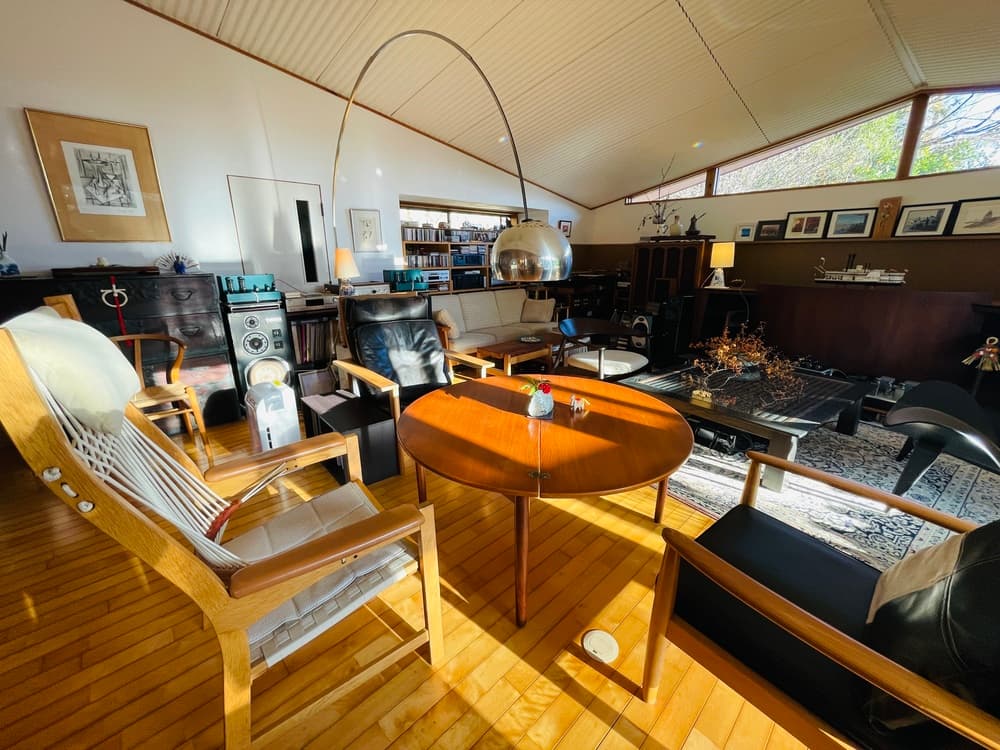 カフェラルゴ 店内