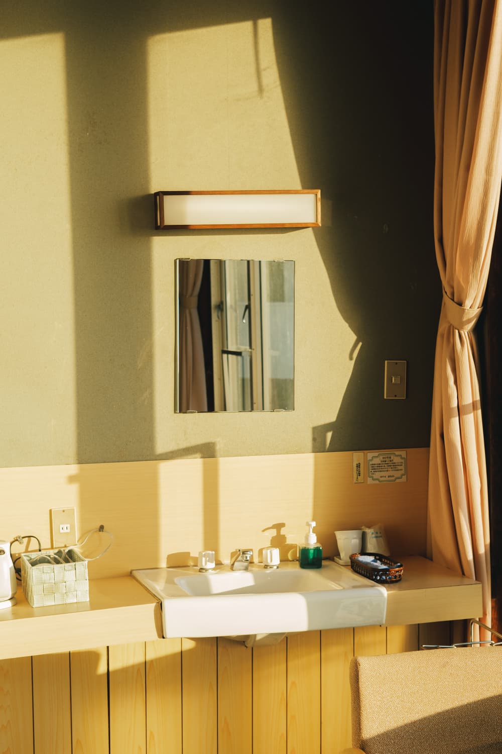 ホテル 志なよし