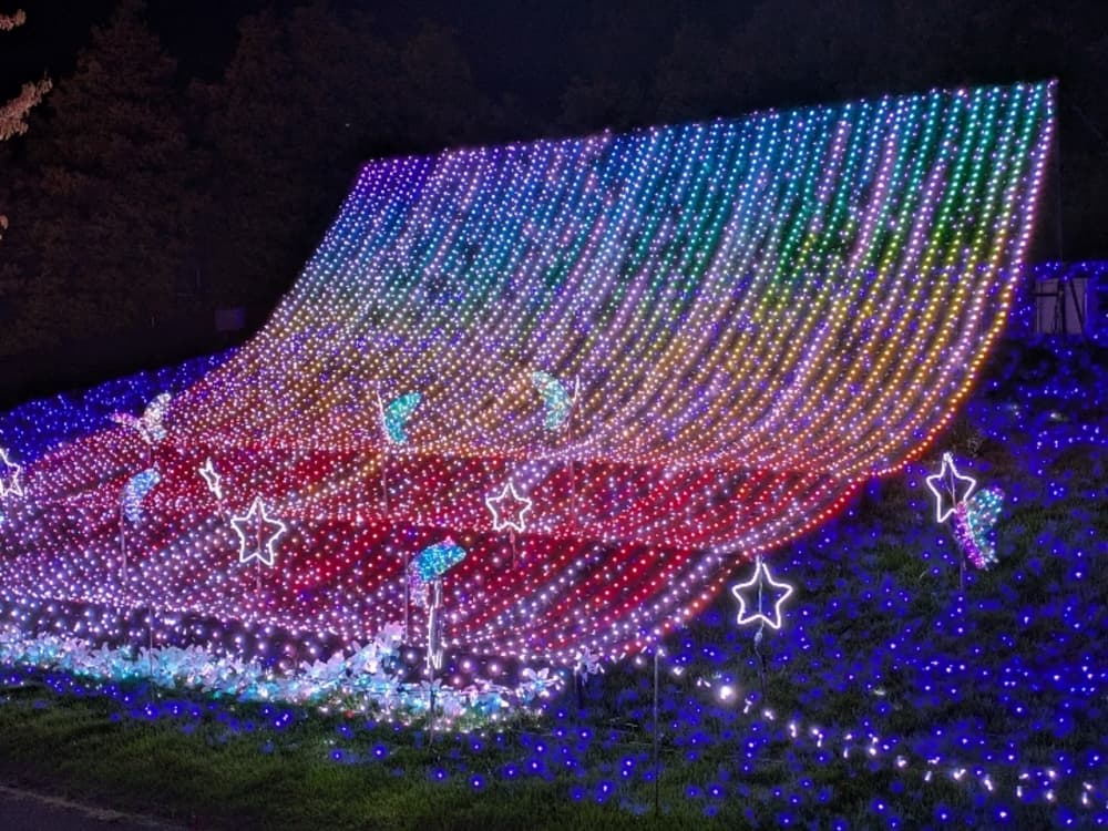 虹の郷 「虹の滝」