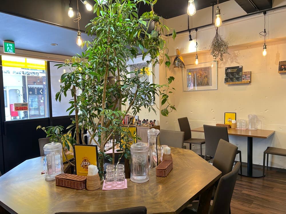 三茶カリー ZAZA ATAMI