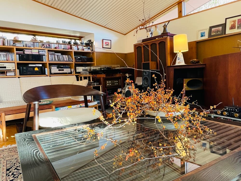 カフェラルゴ 店内